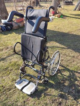 Invalidní mechanický stavěcí vozík - 6