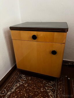 Stará mahagonová ložnice (skříňě,noč. stolky, postele,...) - 6