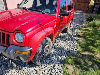 Prodám ND jeep cherokee KJ 2.8 crd 110kw - 6