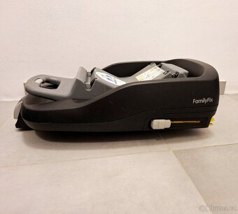 Autosedačka MaxiCosi Pearl 9-18kg + základna - 6