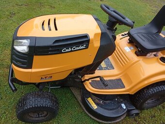 Cub Cadet LT3 PR105 - 6