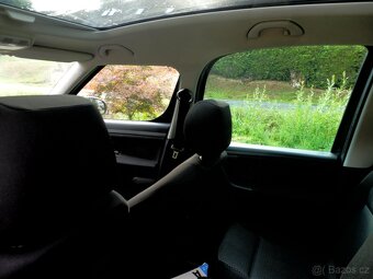 ŠKODA ROOMSTER 1,2 TSi 77 KW TOP STAV - 6