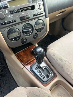 Nissan Primera P11 2.0 benzín (2001) (automat) - 6