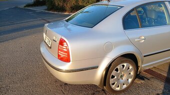 Škoda Superb V6 2.8 190 koní MANUÁL, ex vládní bez koroze - 6