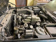 BMW 735i -e32 automat dily s celeho vozu - 6