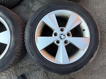 Originalní ALU kola Škoda 5x112 r16 celoroční pneu 7,5mm - 6