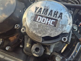 Yamaha 600xj - 6