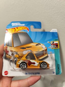 Hot wheels autíčka - 6
