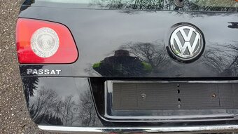 VW Passat B6 combi - páté dveře, viko kufru - 6
