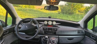 Peugeot 807 2.0HDi r.v.2008 6q manuál - 6