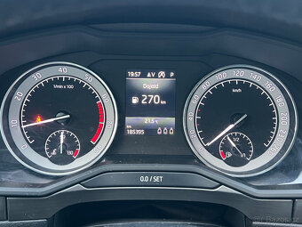 Škoda Superb 2.0TSi 200kW 4x4 DSG Style - 6