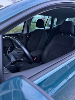 VW Golf Sportsvan 1.4 TSI 92 kW Edice SOUL Servis VW 2017 - 6