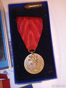 medaile a odznaky - 6