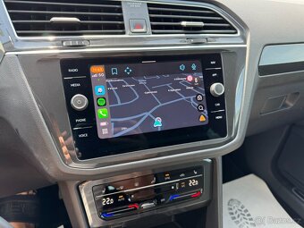 VW Tiguan 2.0TDI DSG ACC LANE SIDE AMBIENT 46t - 6