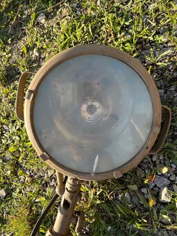 Německý Scheinwerfer hledáček z období WW II na hasičský vůz - 6