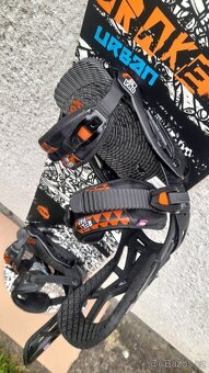 Kvalitní snowboard Drake Urban 156 cm - 6