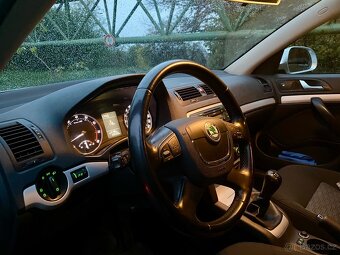 Škoda Octavia 2 Combi facelift - 6
