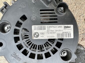 Alternátor BMW e91 320d Valeo originál - 6