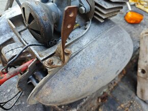 Jawa 175 motor - 6