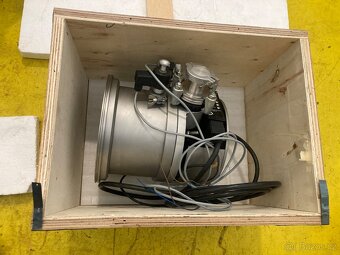 Vakuová turbo pumpa Leybold TMP110C - 6