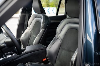 Volvo XC90 B6 - 221 KW // R-Design, AWD, benzín, kůže - 6