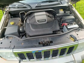 Jeep Commander Limited 5.7 V8 Hemi - 6