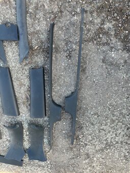 Plasty Stropnice Octavia 1 RS, černá barva, sloupky - 6