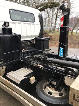 Mitsubishi Fuso 7C15- kontejner CTS - 6