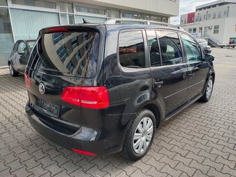 VW Touran 2.0TDI 103kW CUP Webasto Tažné Panorama - 6