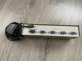 Videorozbočovač VGA ATEN VS-94A (5x VGA) - 6
