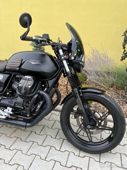 Moto Guzzi V7 Stone 850 2023 - 6