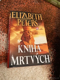 Elizabeth Peters - 6