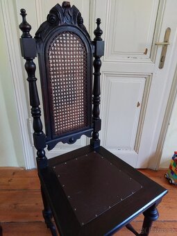 Historický stůl se šesti židlemi - 6