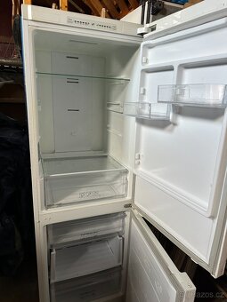 Lednice Samsung RB29FSRN - 6