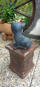 Zahradní dekorace- Soška Čivava 3 - 6