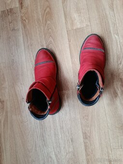 Prodám zimní obuv dámskou ,kvalitní,značkovou. - 6