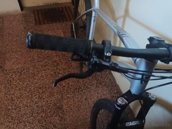 Horské kolo Rock Machine torrent - 6