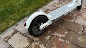 Elektrokoloběžka Xiaomi m365 - 6