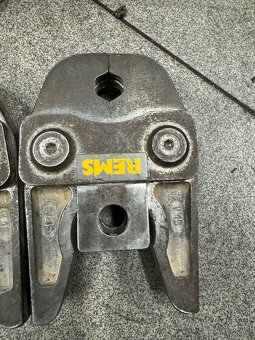 Akumulátorový radiální lis REMS - 6