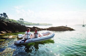 Motorový člun Honwave T35-AE, 15HP + nákladní přívěs CBS - 6