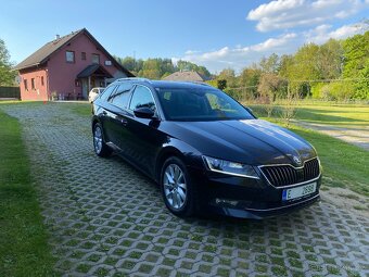 SKODA SUPERB III COMBI 2.0TDI-110KW PANORAMA NAVI LED - 6