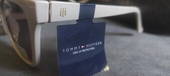 Tommy Hilfiger sluneční brýle - 6