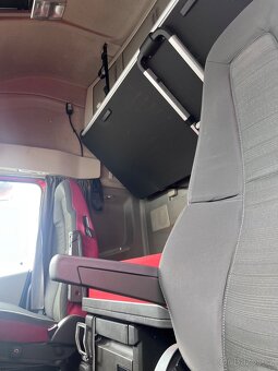 Volvo Fh 500 Globe EEV 2014 Lowdeck -Manuál Více kusů - 6