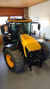 Prodám JCB Fastrac 4220 - 6