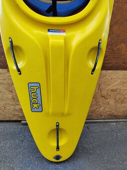 kajak LIQUID LOGIC HUCK délka 234 cm, váha 20,6 kg - 6