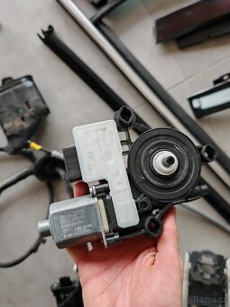 Škoda Kodiaq 565 - dveře náhradní díly, elektro, sklo - 6