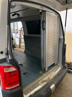 VOLKSWAGEN TRANSPORTER T6/T5 - 6