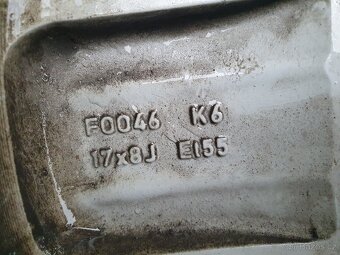 Alu kola Ford 6x139,7 r17 8j et55 pneu 265/65/17 - 6