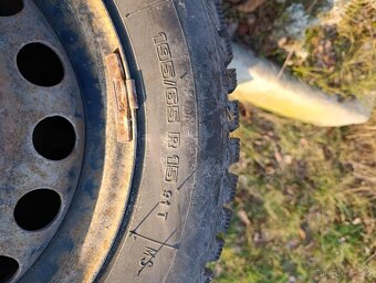 Pneu s ocelovými disky 195/65 R15 - 6