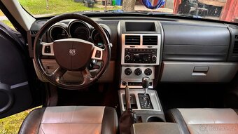 Dodge NITRO 2.8CRD 4x4 - 6